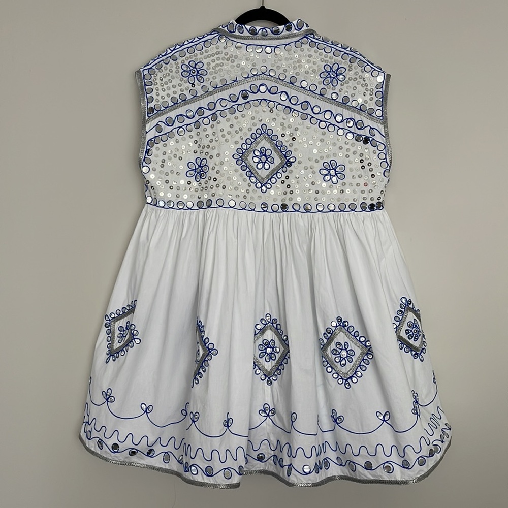 Juliet Dunn London Embroidered Embelished Poncho Shirt Dress in White/Bl… - Picture 5 of 16